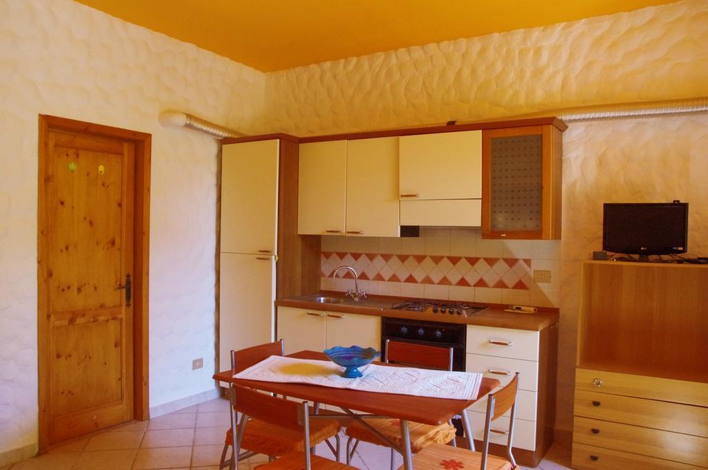 Appartamento Iocchedda Porto Ottiolu Esterno foto